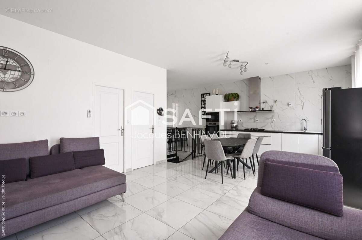 Photo 2 - Maison à MARSEILLE-13E