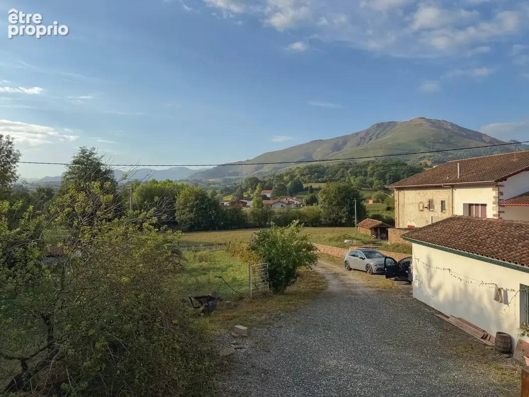 Maison d'habitation sur un terrain de 3036m2 - photo 5