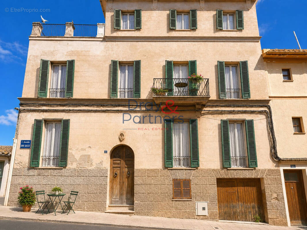 Maison à BESSAS