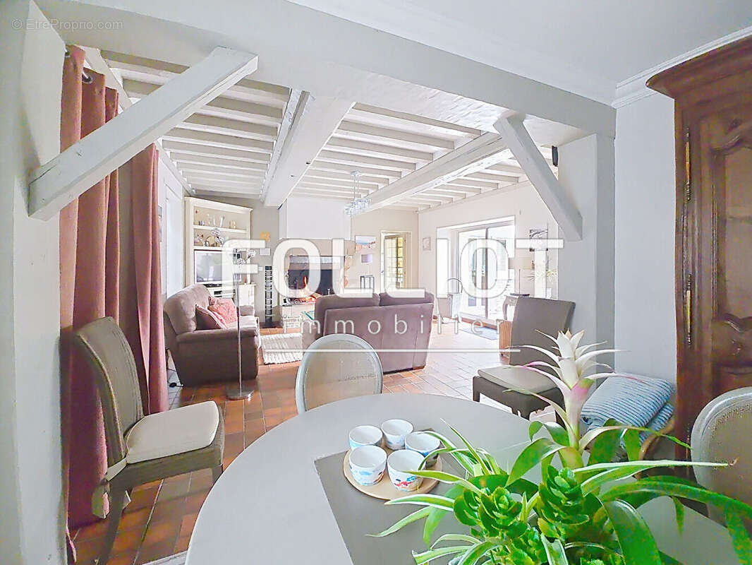 Maison à BREHAL