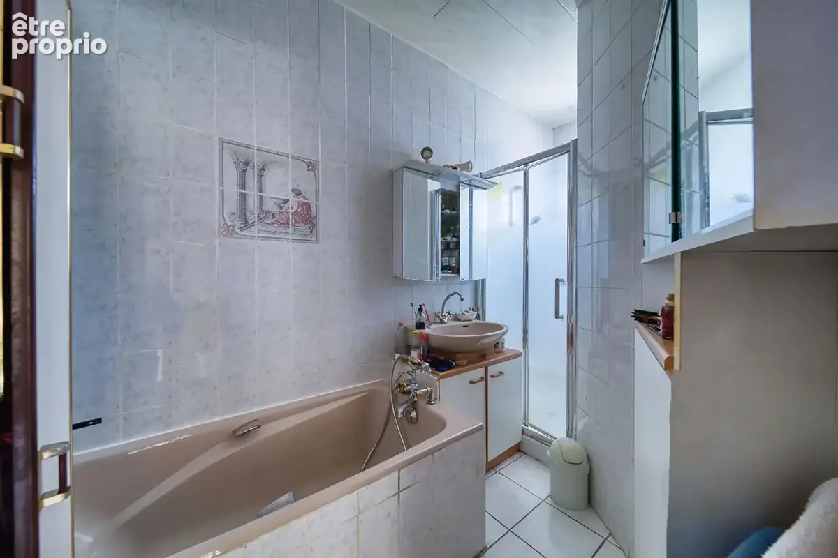 Maison T6 119m2 - Voiron Centre - photo 9