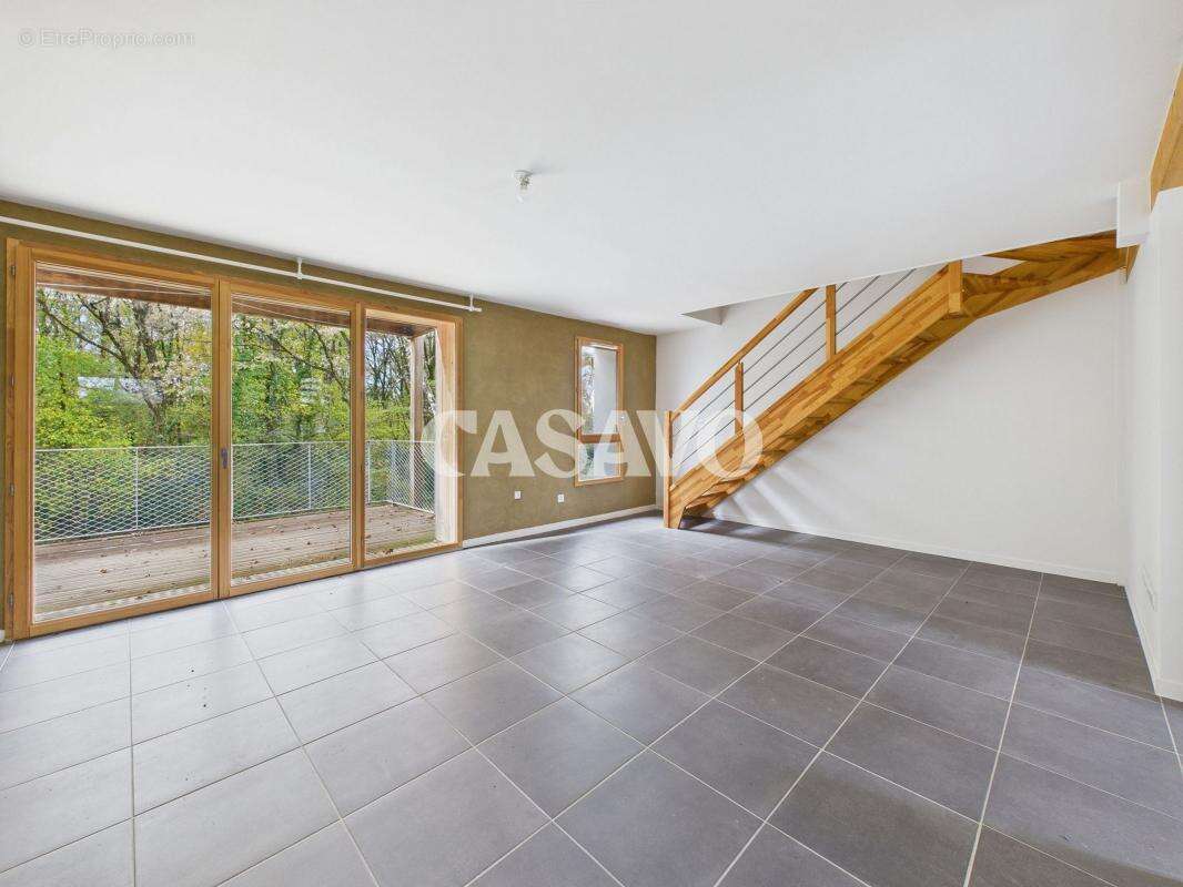 Appartement à AMBARES-ET-LAGRAVE