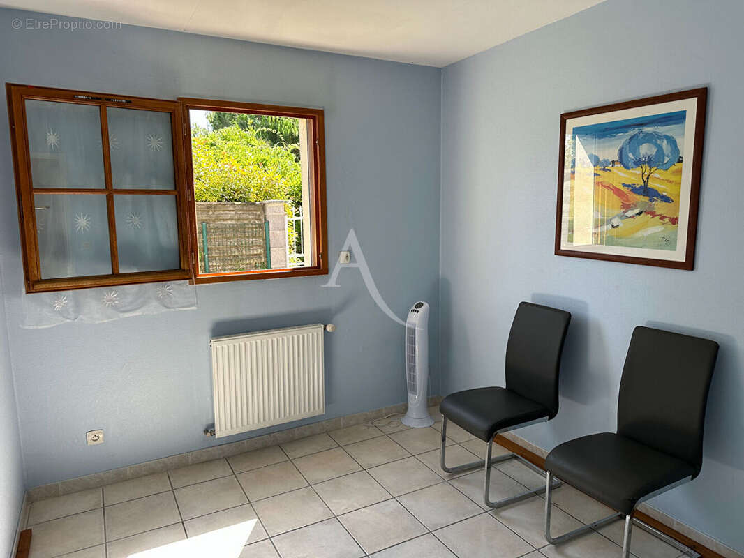 Rochefort - opportunité rare pour profession libérale ou projet d'habitation - photo 5