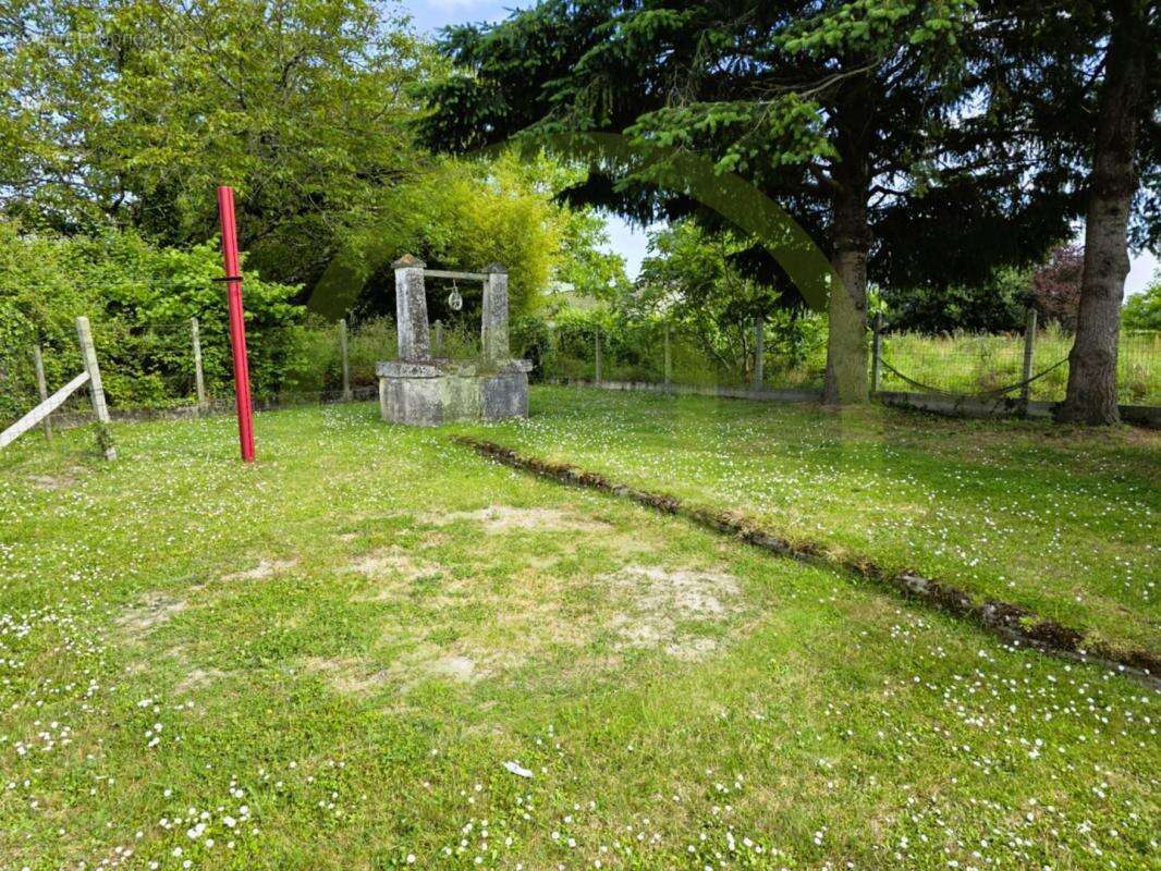 Maison à SAINT-CIERS-SUR-GIRONDE
