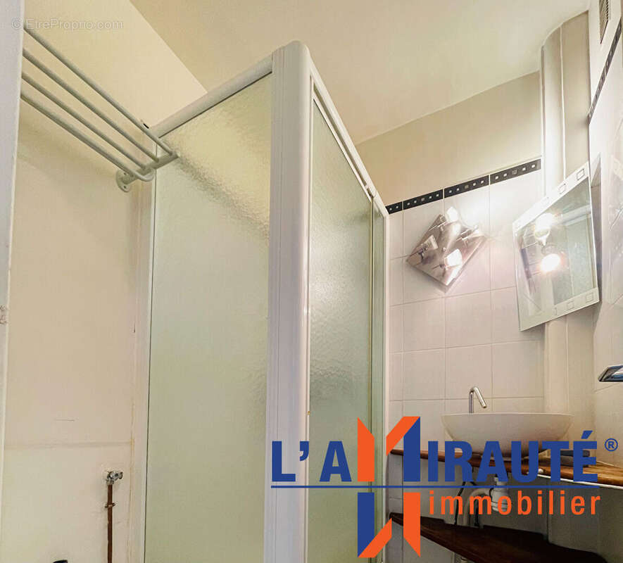 Appartement à SARTROUVILLE