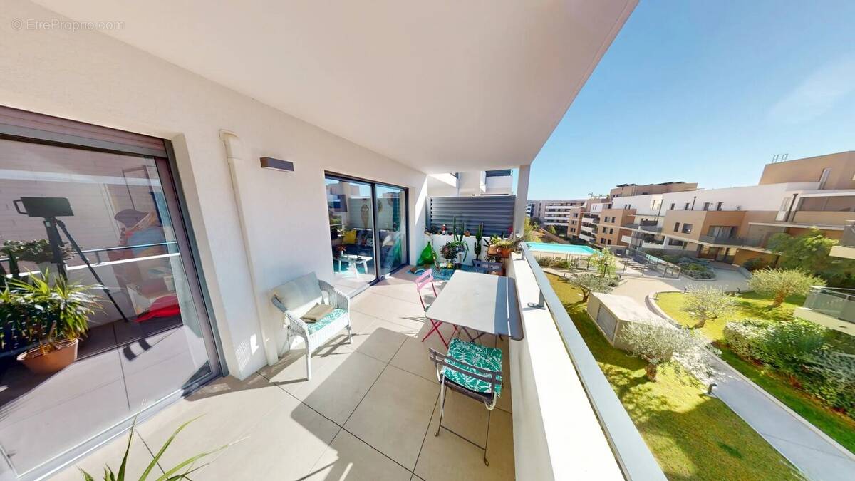 Appartement à VILLENEUVE-LOUBET