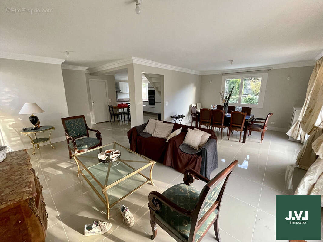 Maison à MONTMORENCY