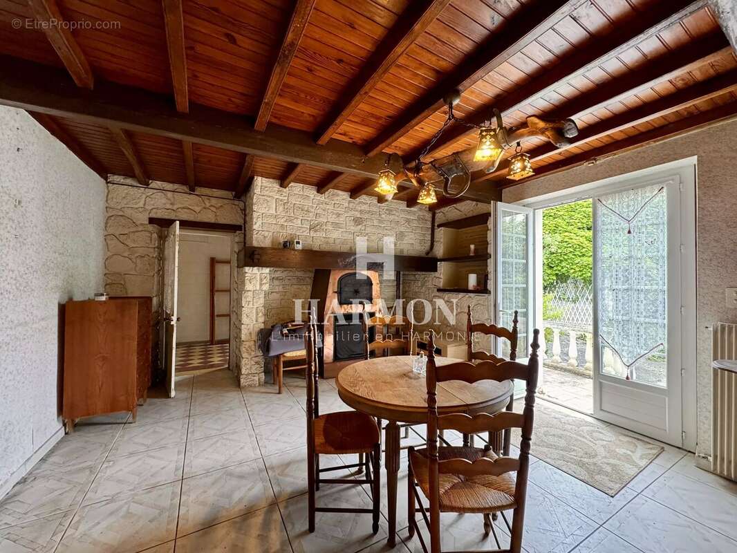 Maison à CASTEIDE-CANDAU