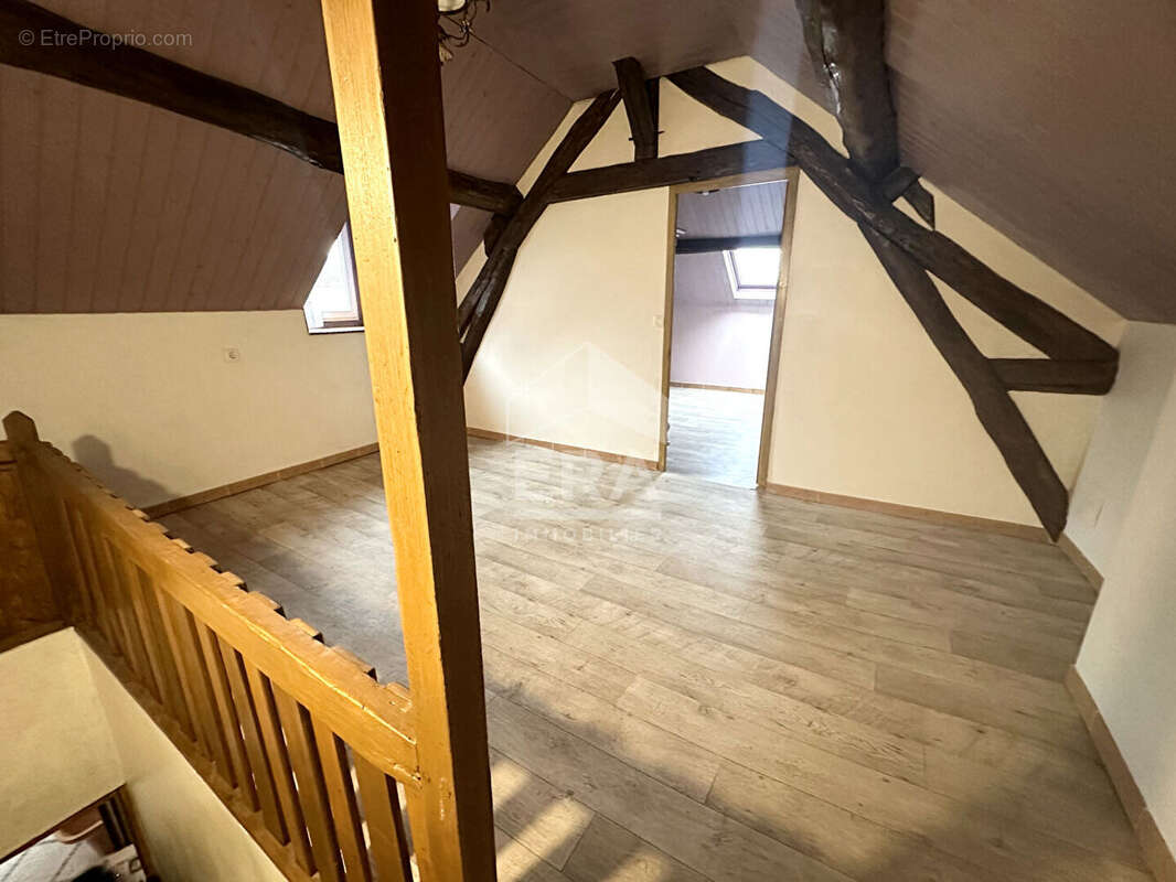 Maison à MONTEREAU-FAULT-YONNE