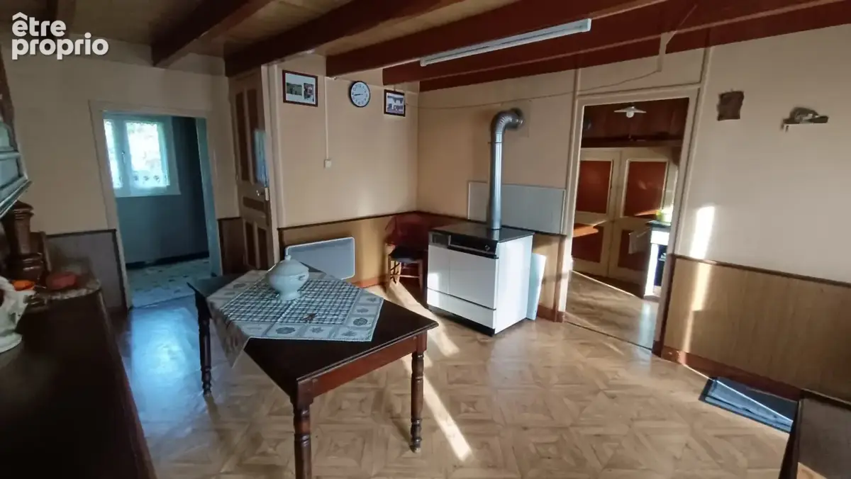 SAINT-CLÉMENT   Charmante maison en pierre avec terrain - photo 2