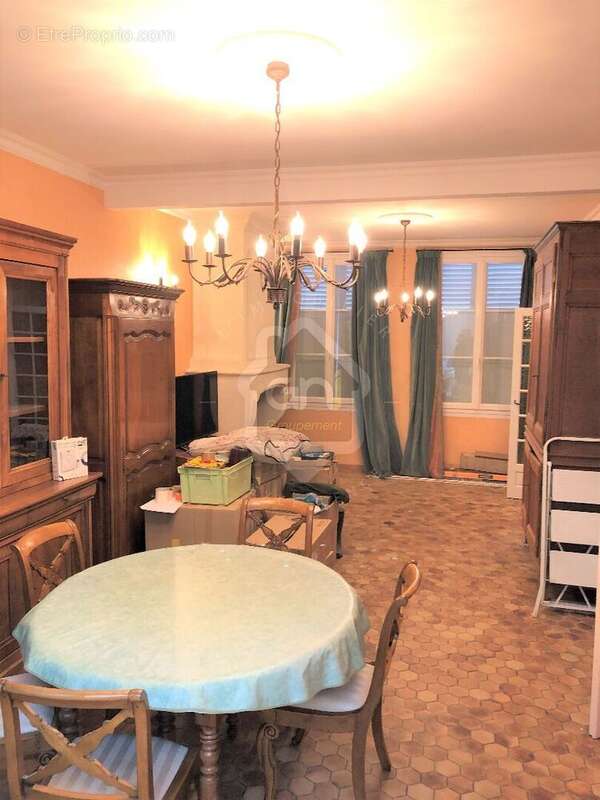 Maison à PIERREFONDS