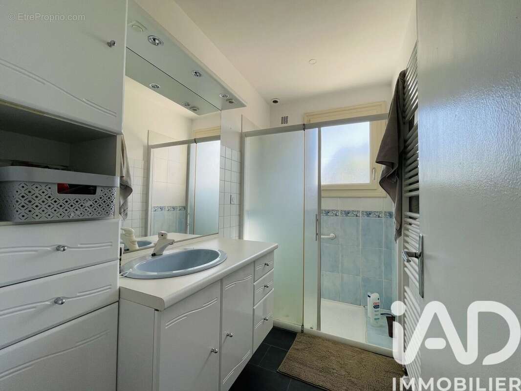 Maison 100 m² à Treglamus  - photo 8