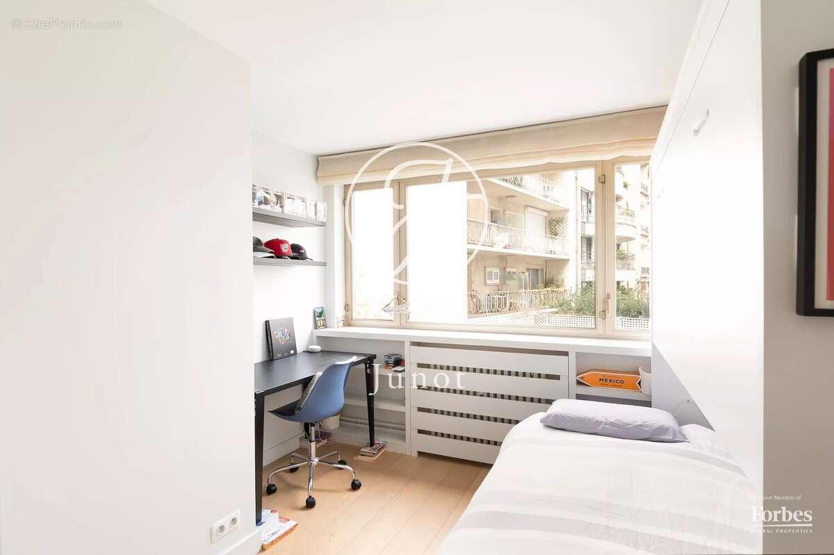 Paris 16e - LA MUETTE / PAUL DOUMER - Appartement - 5 pièces - 97,11m² Carrez - 3 chambres - photo 11