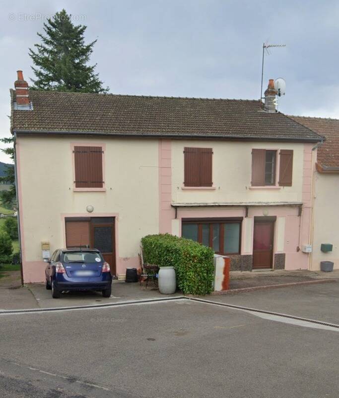 Maison à CHAUFFAILLES