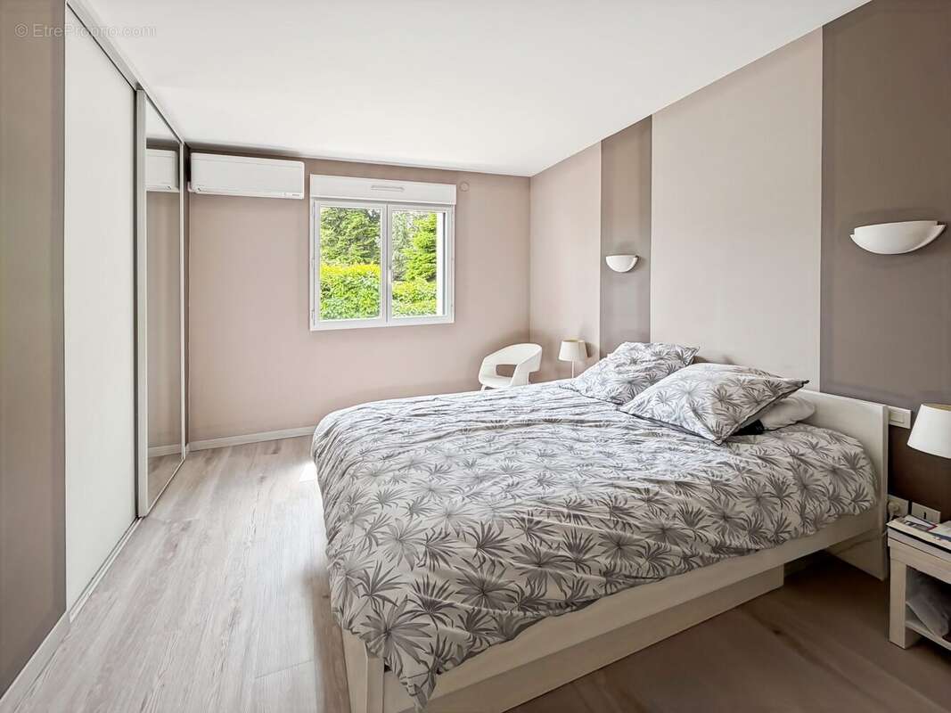 Maison à FROUZINS
