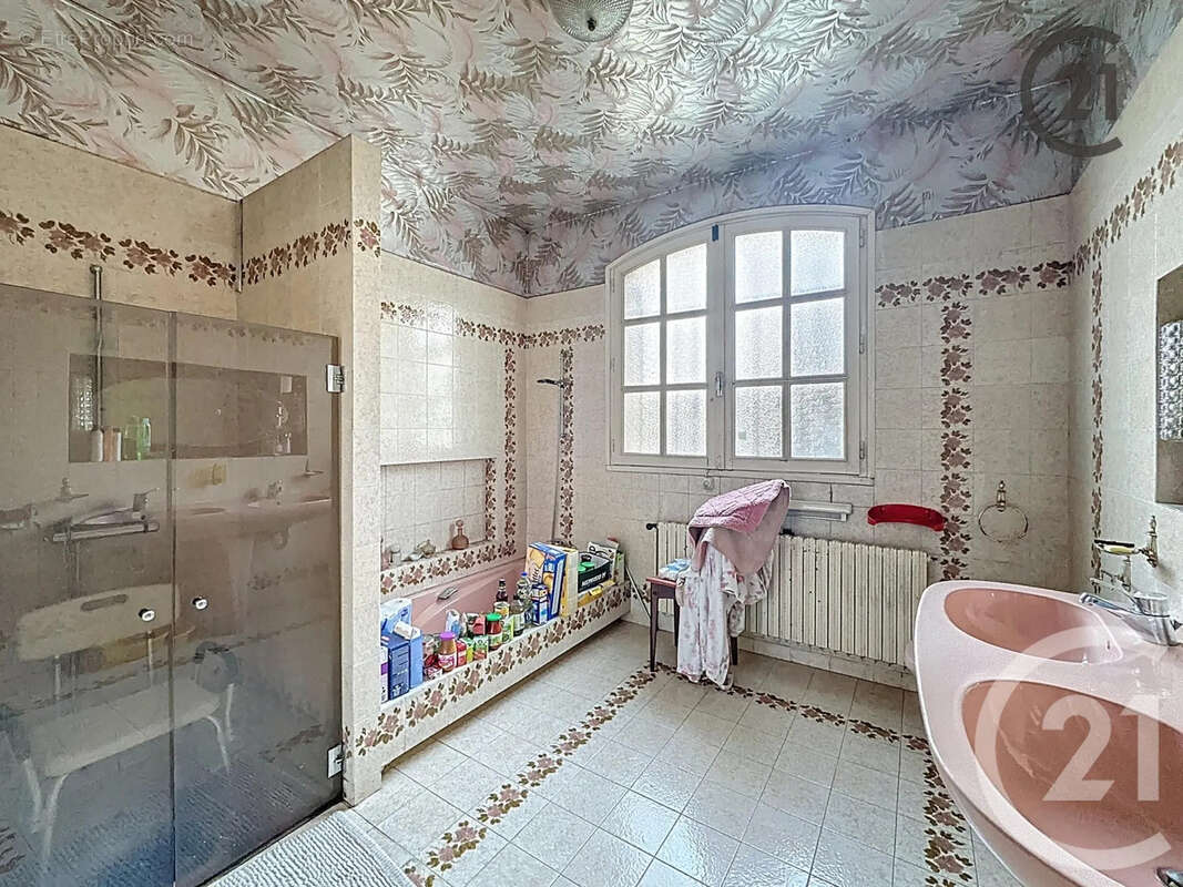 Maison à SAINT-ANDRE-LES-VERGERS