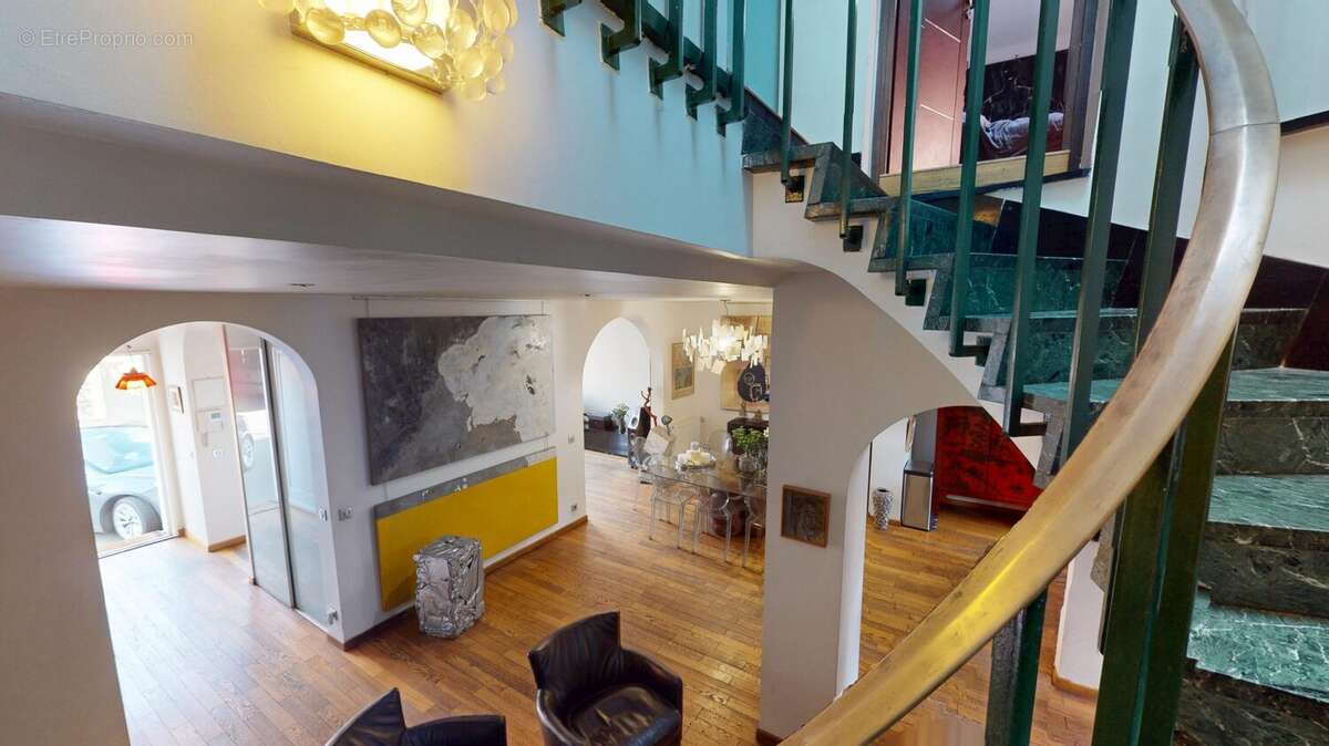 Maison 150 m² à Paris-19e  - photo 9