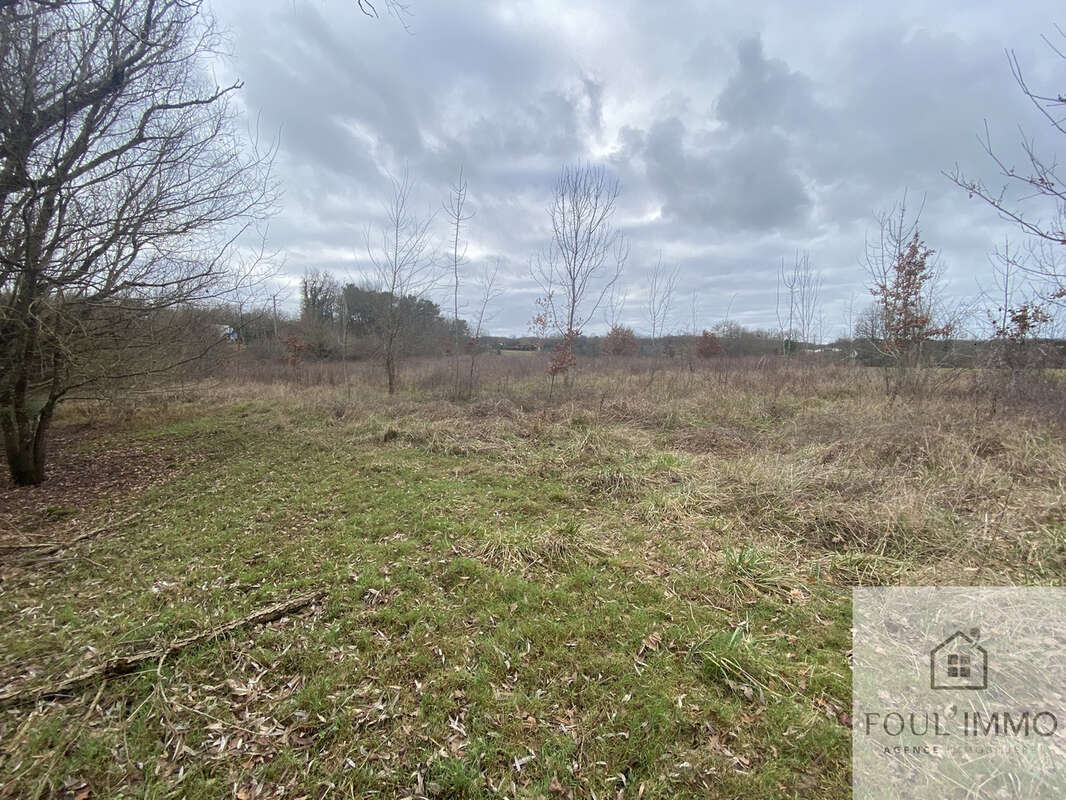 Terrain à AGEN