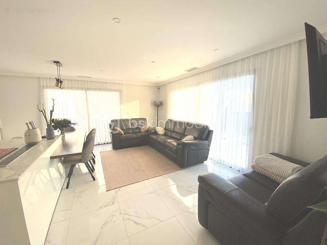 Maison 130 m² à Sauvian  - photo 3