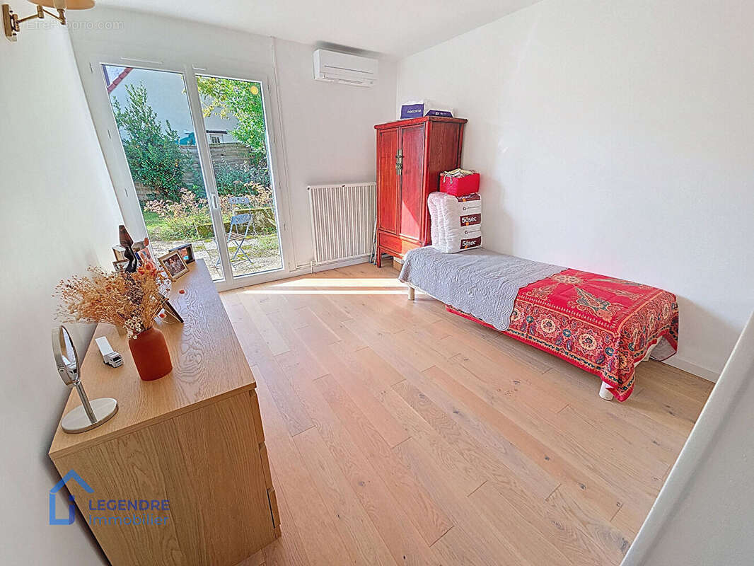 Maison à LA FRETTE-SUR-SEINE