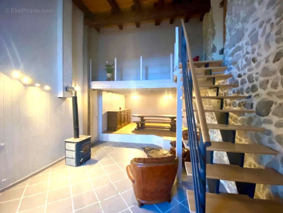 Maison à HAUTEVILLE-LOMPNES