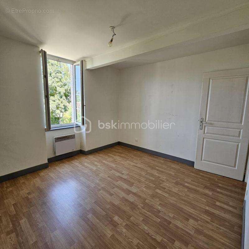 Maison de ville en pierre au calme - photo 10
