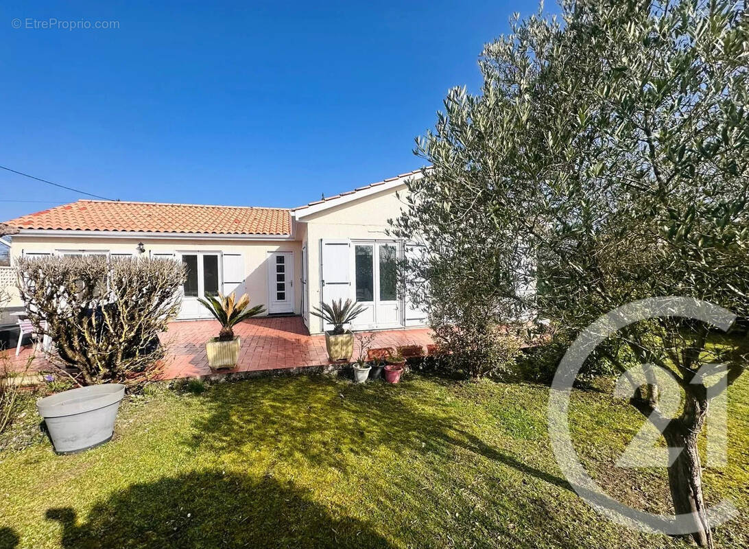 Maison à SAINT-ANDRE-DE-CUBZAC