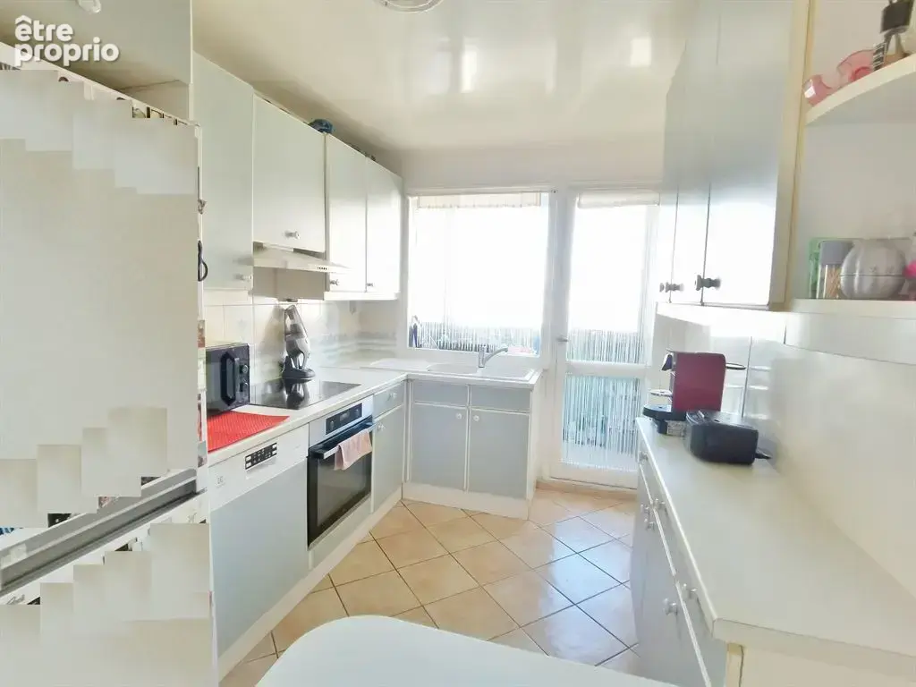 Bas Belleville appartement familial avec une vue dégagée - photo 8