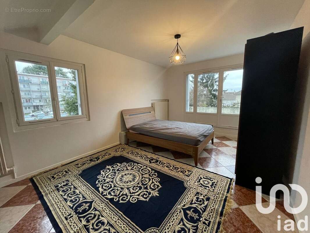 Photo 5 - Maison à VILLIERS-LE-BEL