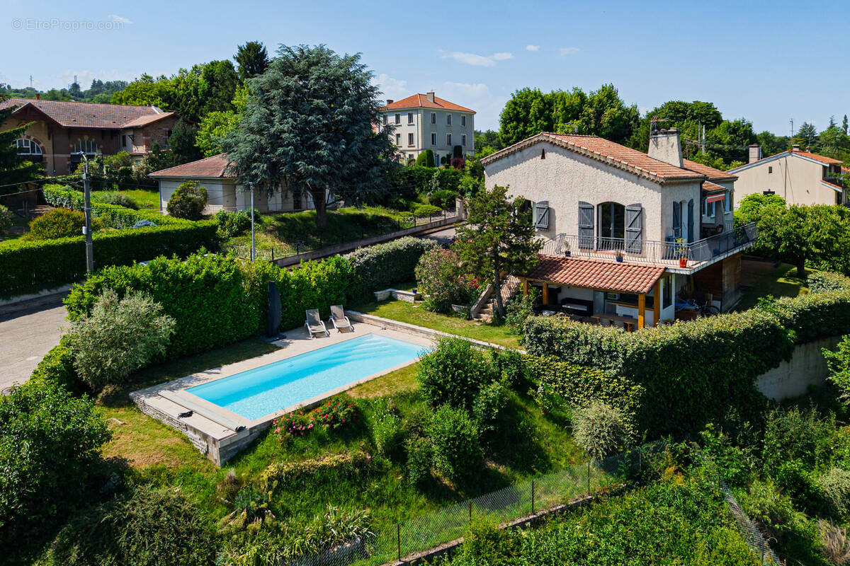 Maison à SAINTE-FOY-LES-LYON