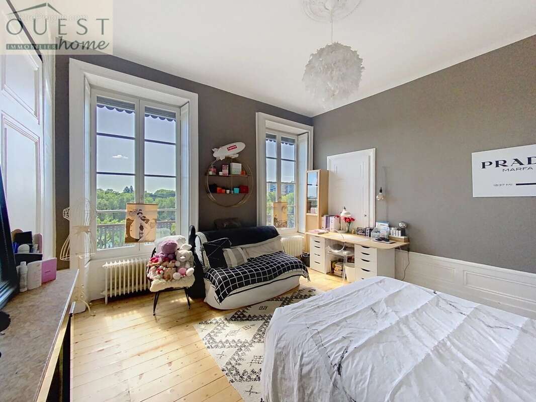 Appartement à CALUIRE-ET-CUIRE