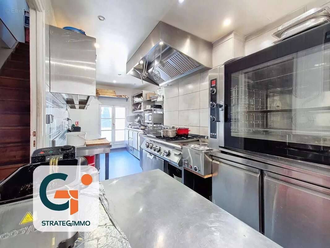 Commerce à LA BOUILLE