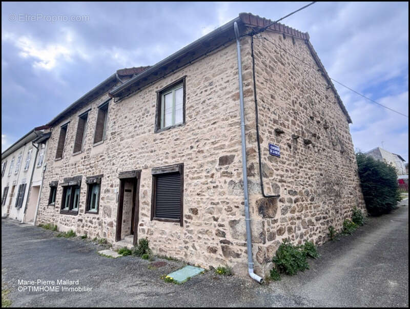 Maison familiale de 7 pièces à BOURGANEUF (23) - photo 3