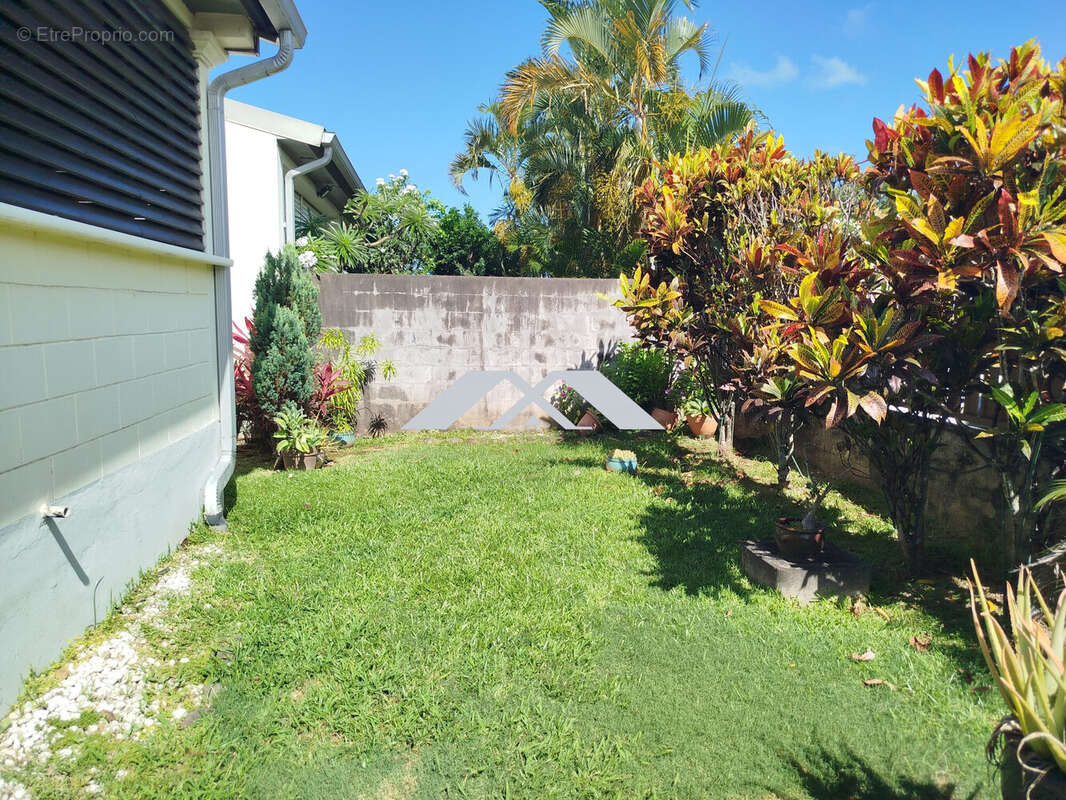 Maison à SAINTE-SUZANNE