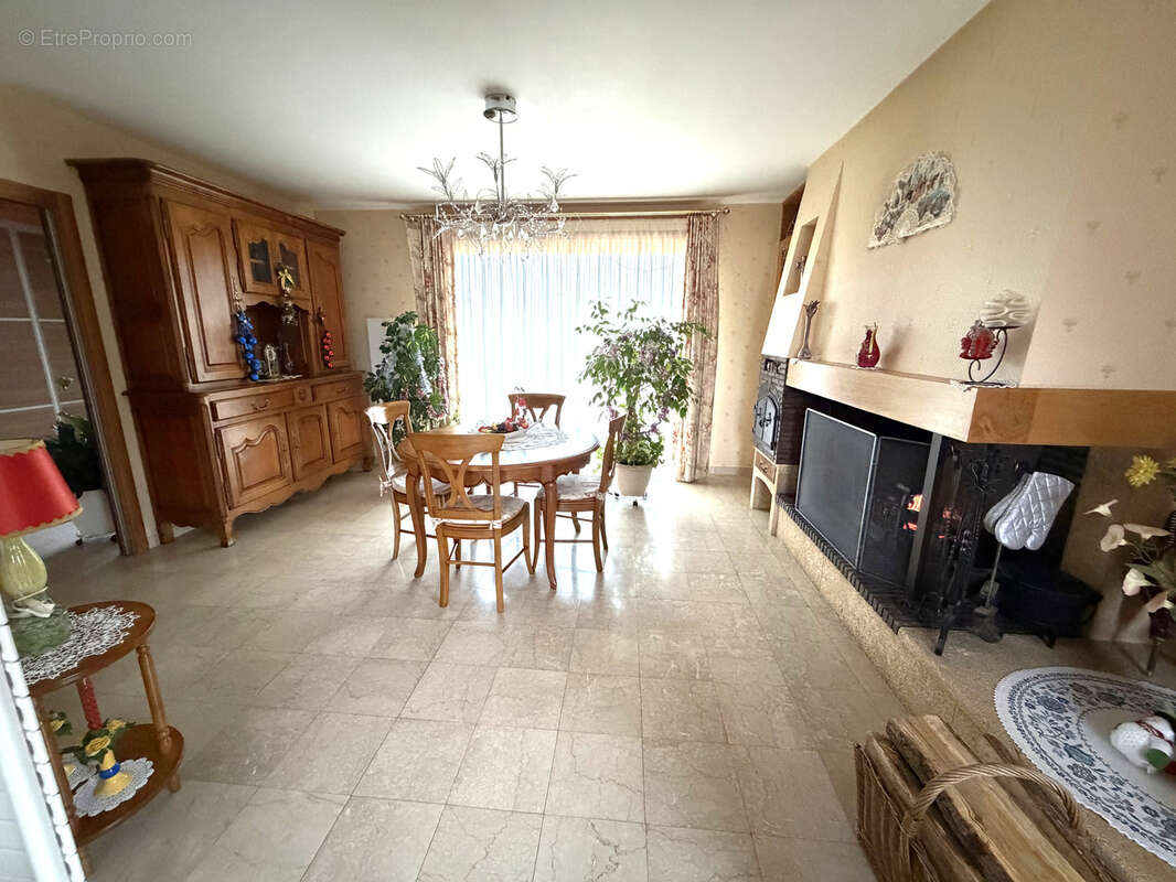 Maison à BREVAL
