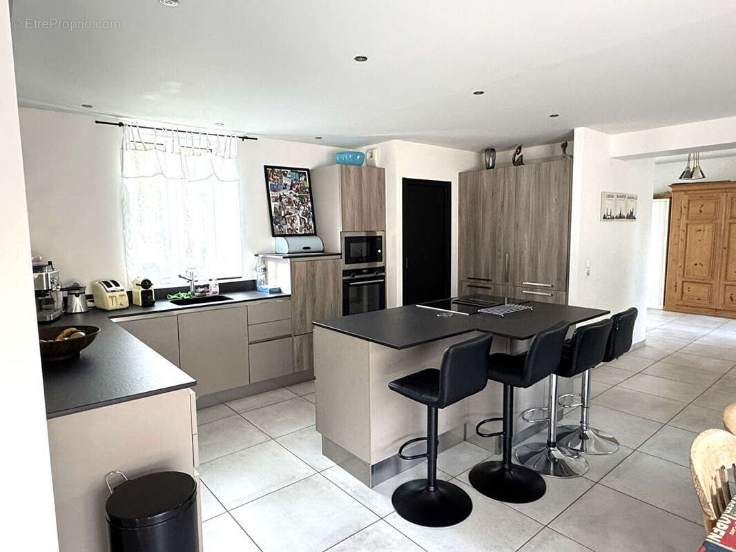 Maison à FEUCHEROLLES