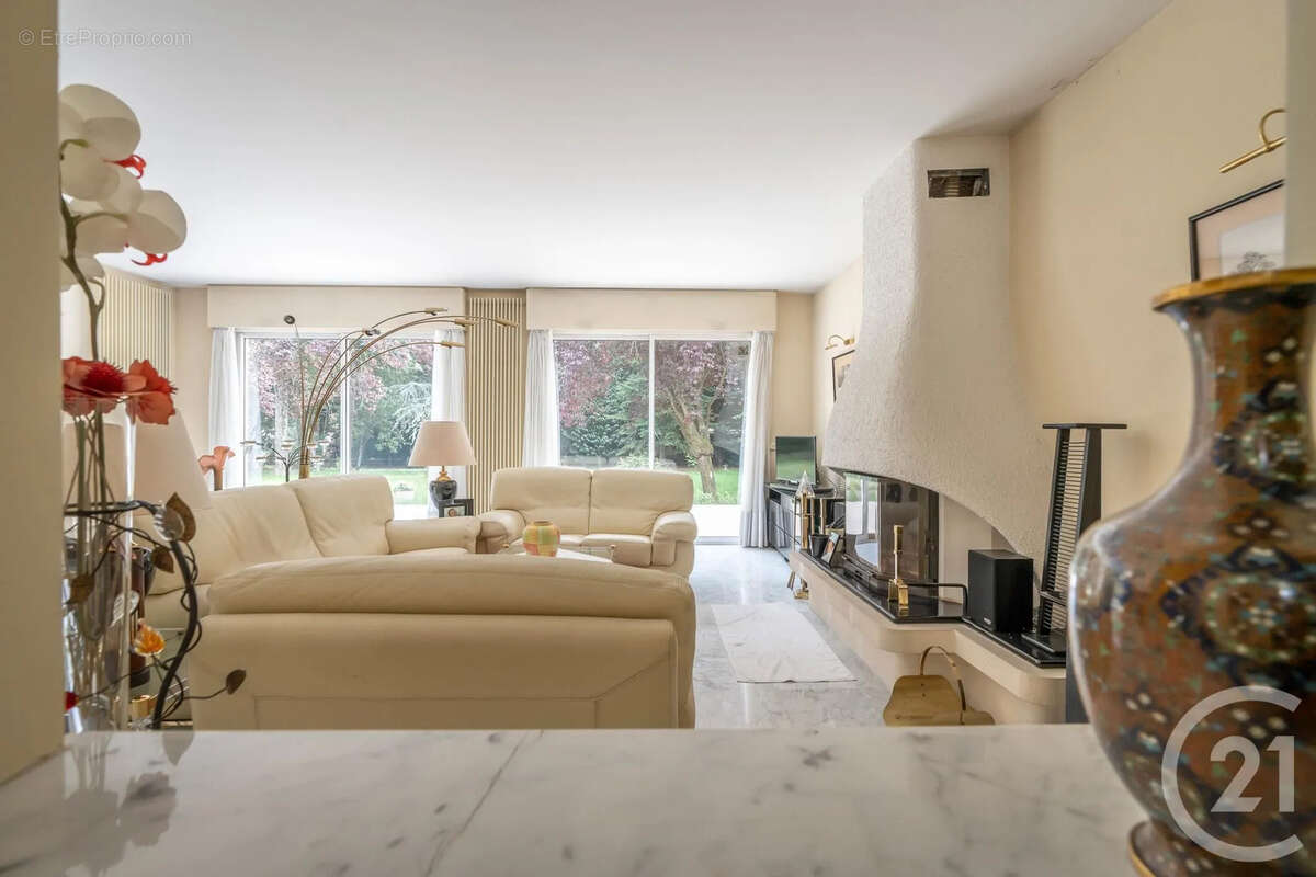 Maison à CHAMPIGNY-SUR-MARNE