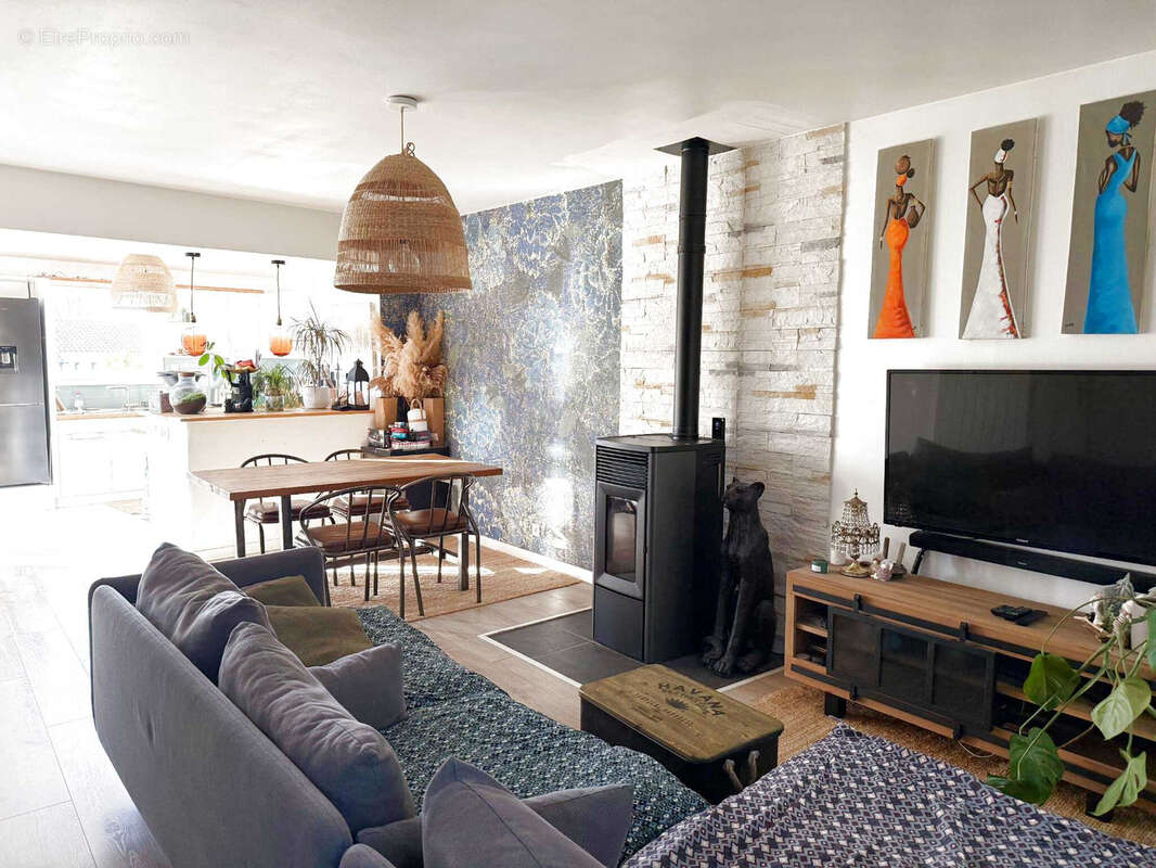 Maison à SAINT-JULIEN-DE-CONCELLES