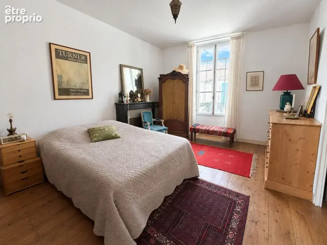 Maison 4 pièces 93 m² à vendre à Saint-Jean-D'angely (17400) - photo 9