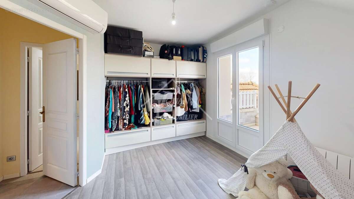 Maison à SAINT-POURCAIN-SUR-SIOULE