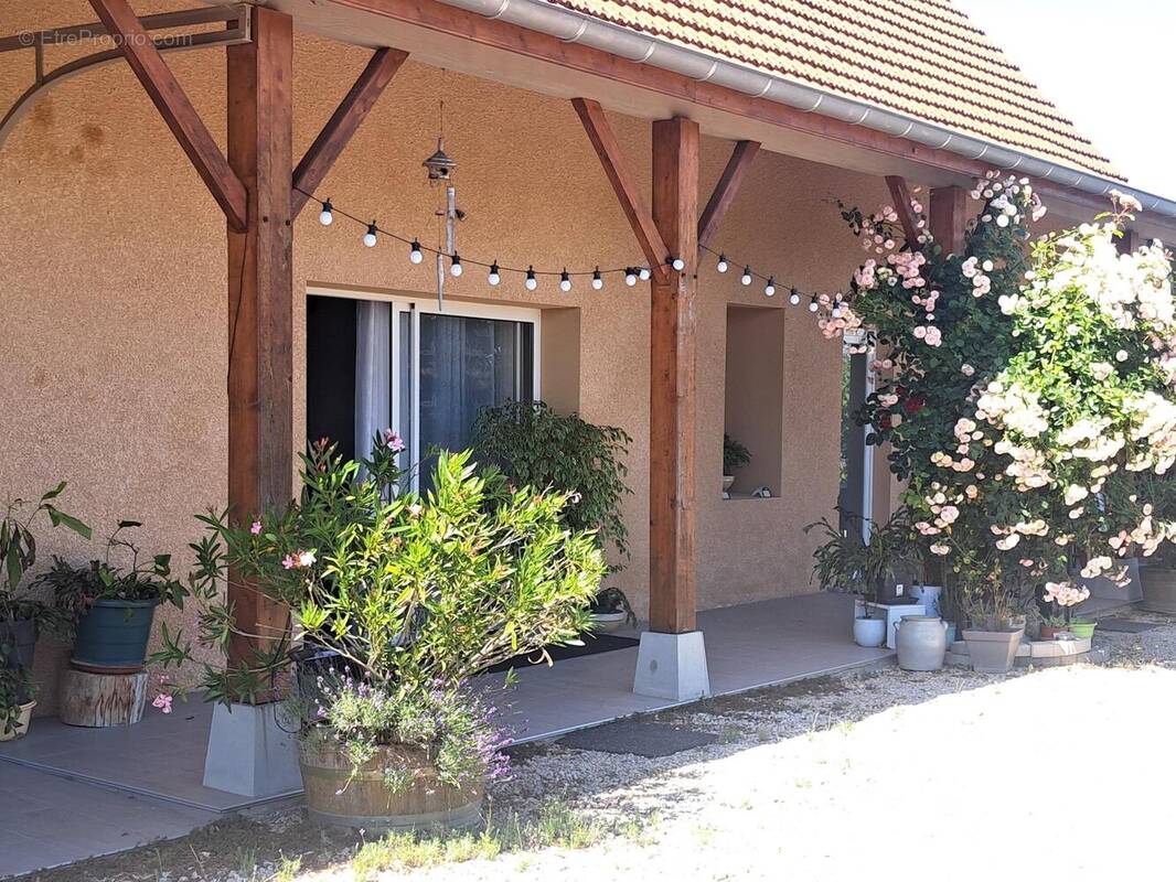 Photo 1 - Maison à RANCY