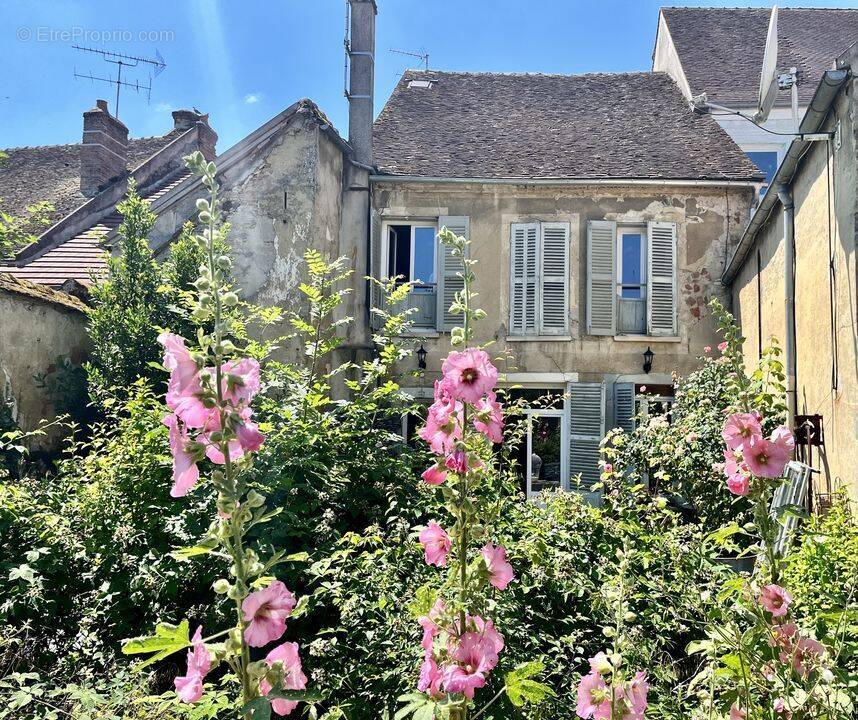 Maison à DONNEMARIE-DONTILLY
