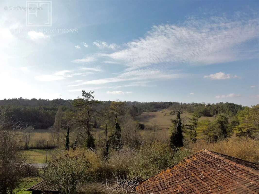 Maison à CHATEAU-L&#039;EVEQUE