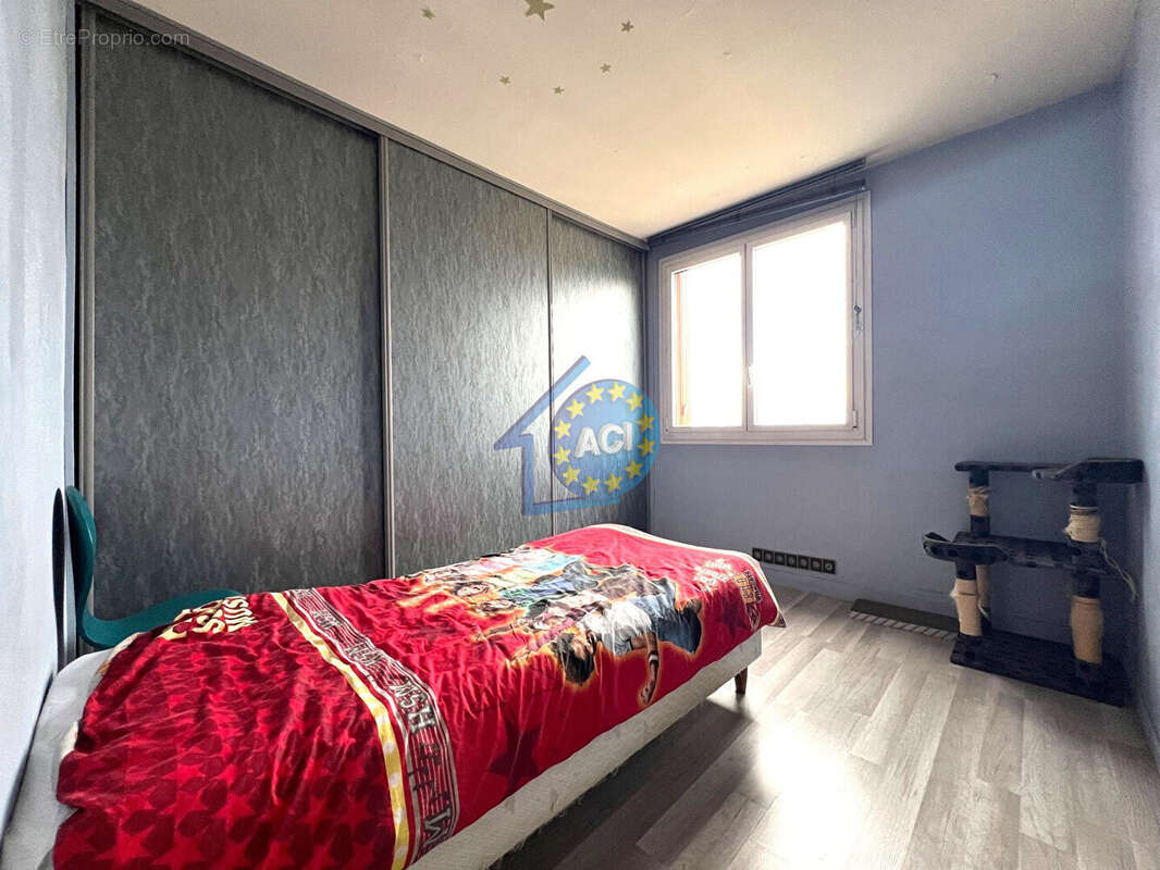 Appartement à MANTES-LA-JOLIE