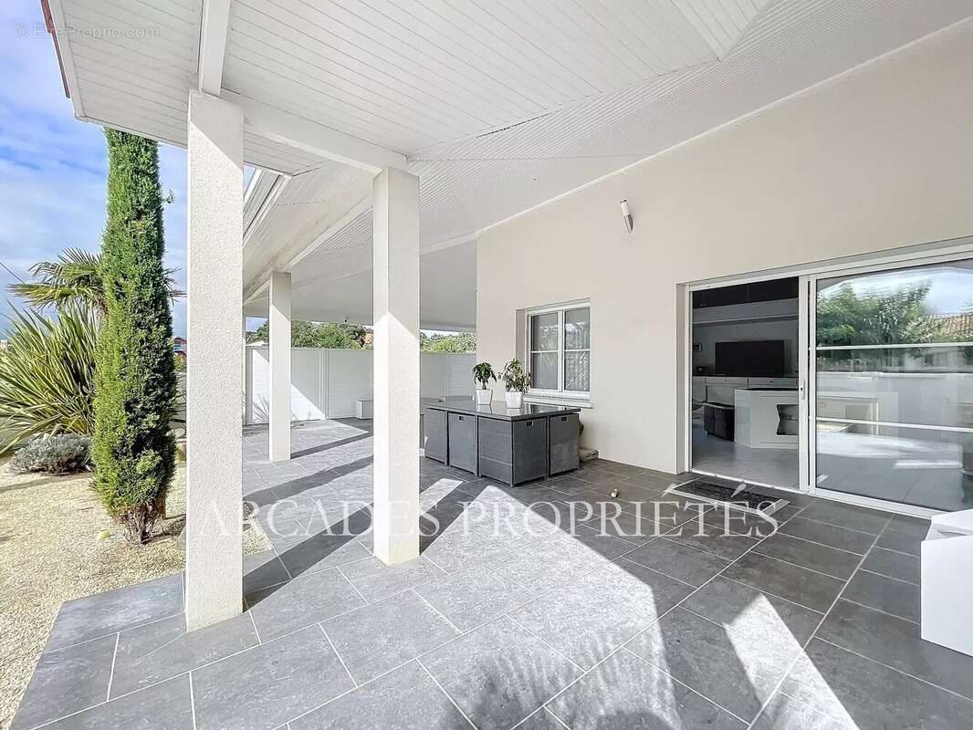 Maison à LE VERDON-SUR-MER