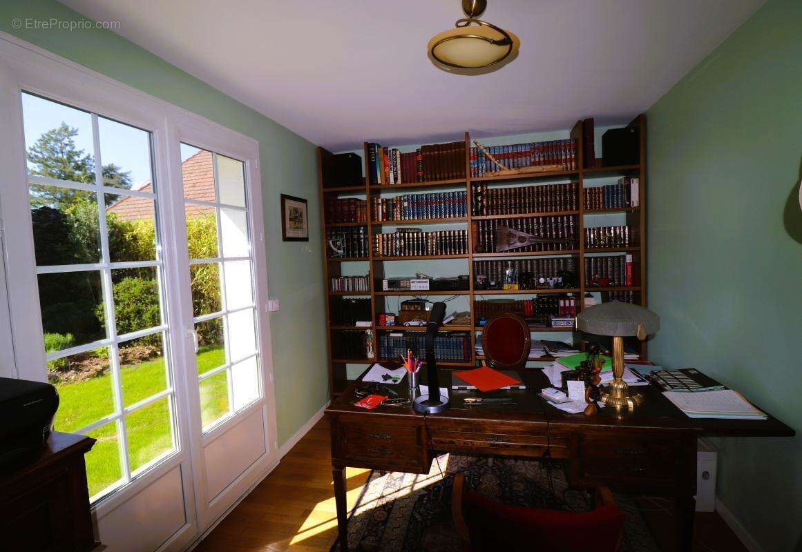 Maison à CROISSY-SUR-SEINE