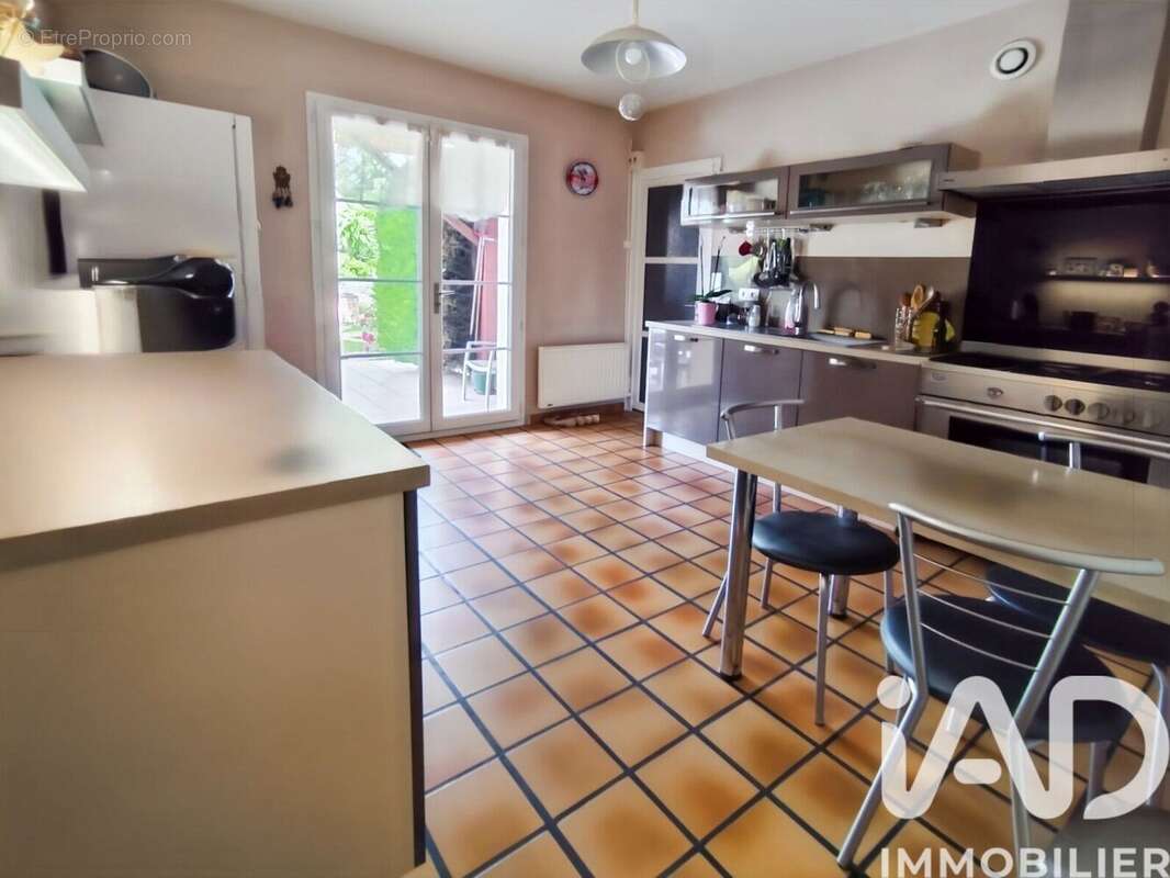 Photo 5 - Maison à MONTROND-LES-BAINS