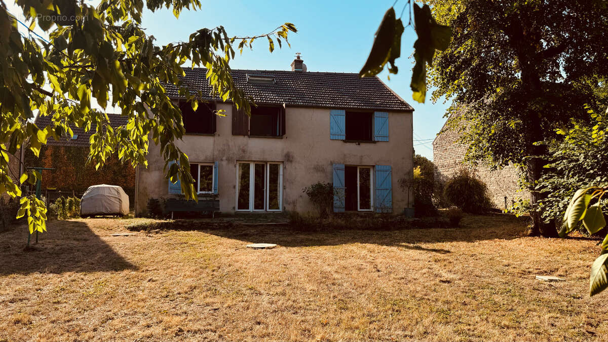 LAC SAUVIN - ARCY SUR CURE (89270) Maison de campagne au prix de 176 550 €  F.A.I. - photo 2