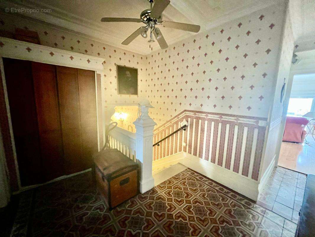 Appartement à MEZE