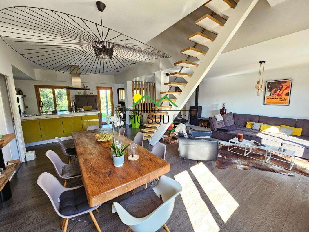 Maison à SAINT-MARCEL-LES-VALENCE